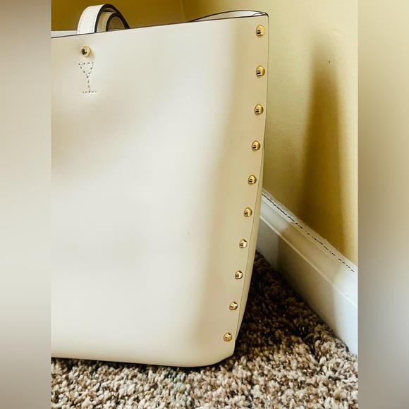 Michael Kors Light Cream Manhattan Large Tote New w/o tags. - Picture 5 of 9